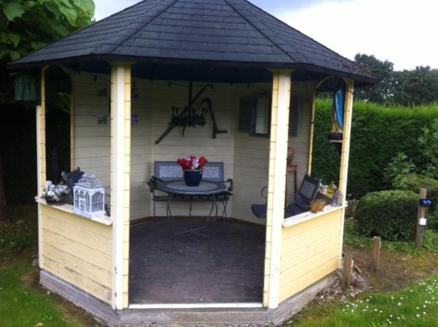 Chalet Or Apartment Nearby Roermond Outlet Stevensweert Екстериор снимка