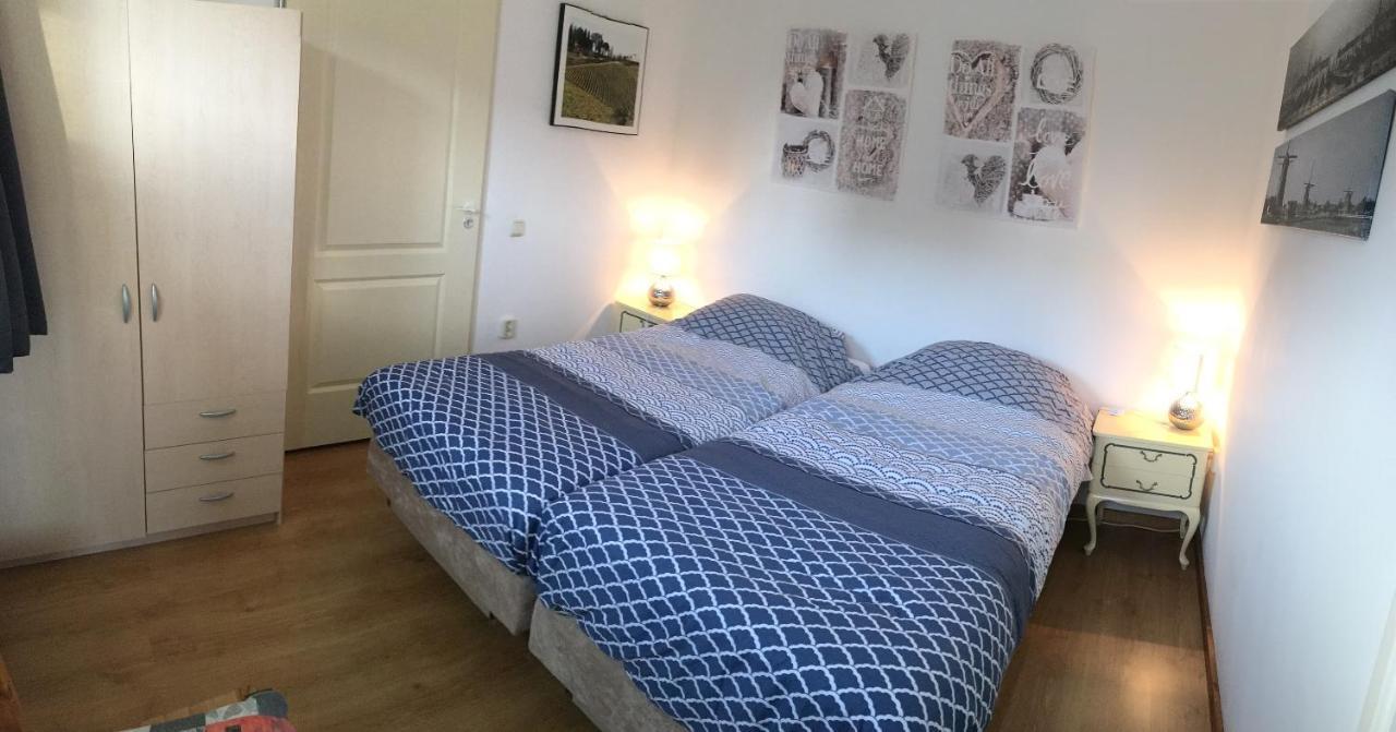Chalet Or Apartment Nearby Roermond Outlet Stevensweert Екстериор снимка