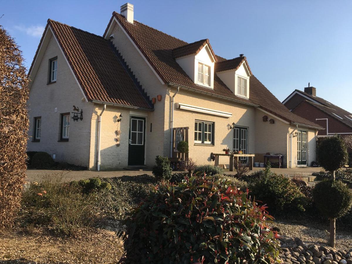 Chalet Or Apartment Nearby Roermond Outlet Stevensweert Екстериор снимка