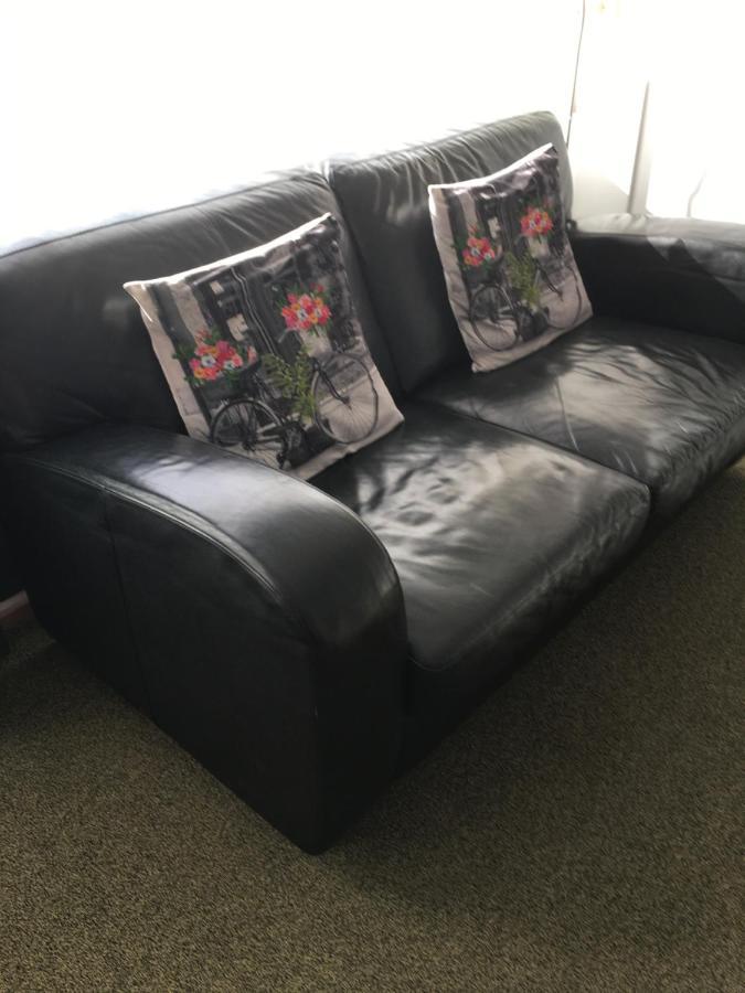 Chalet Or Apartment Nearby Roermond Outlet Stevensweert Екстериор снимка